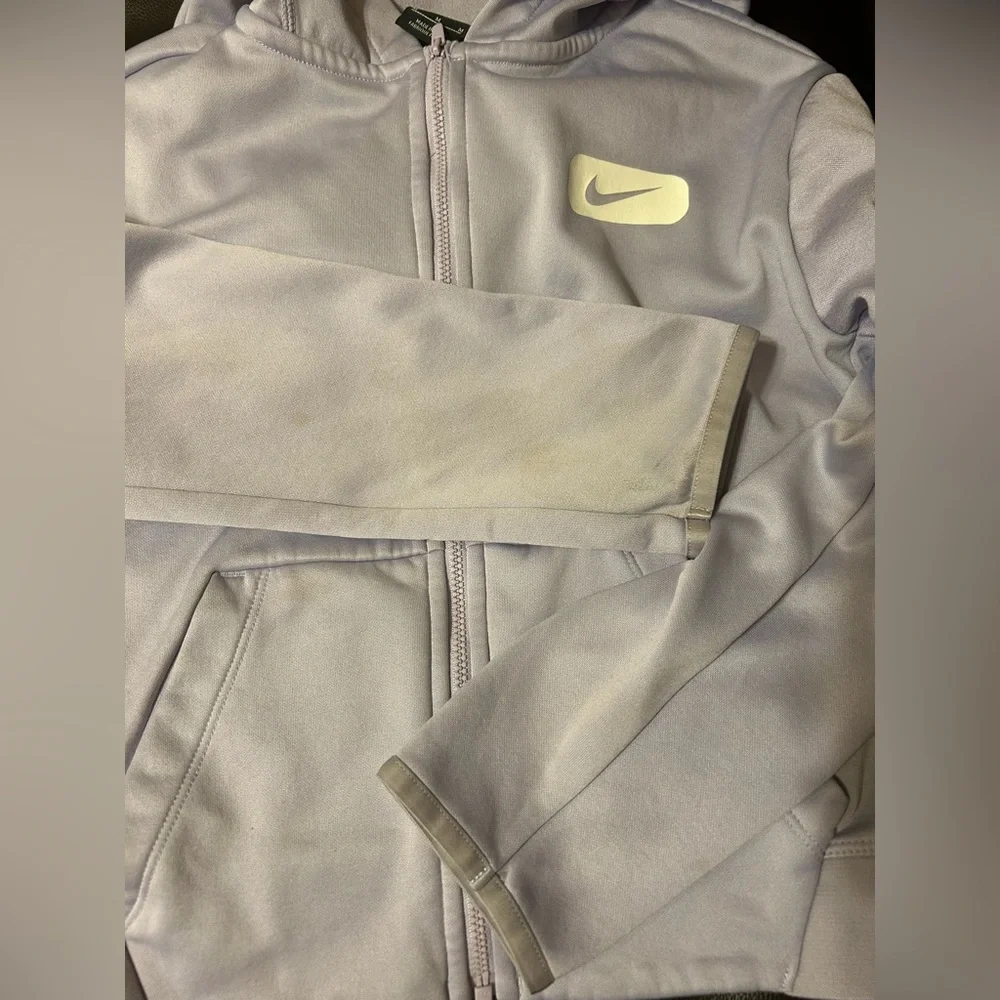 Nike‎ Therma-FIT Hoodie. Size M
